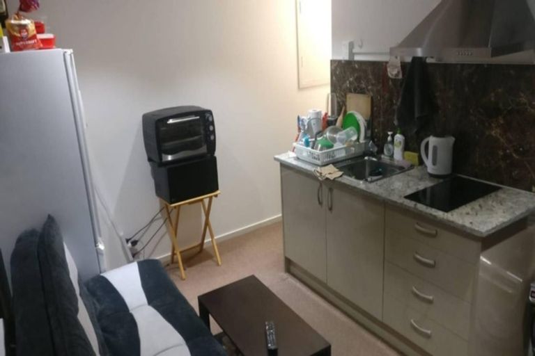 Photo of property in 3 Banyan Drive, Totara Heights, Auckland, 2105