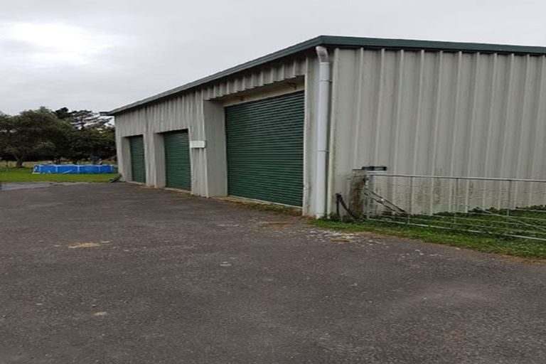 Photo of property in 123 Riverbank Road Extension, Otaki, 5512