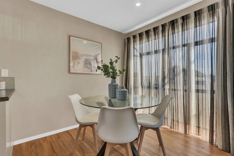 Photo of property in 12 Esk Place, Aranui, Christchurch, 8061