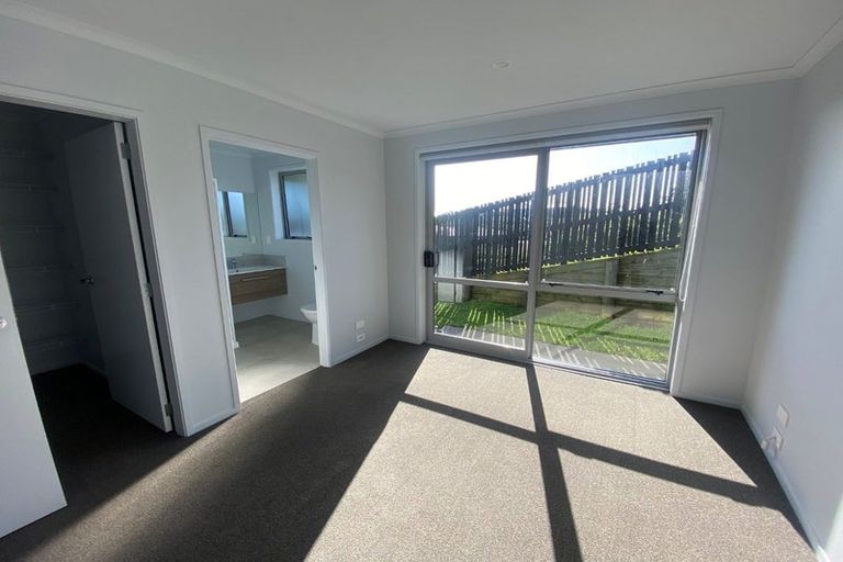 Photo of property in 1 Cascade Way, Omokoroa, 3114