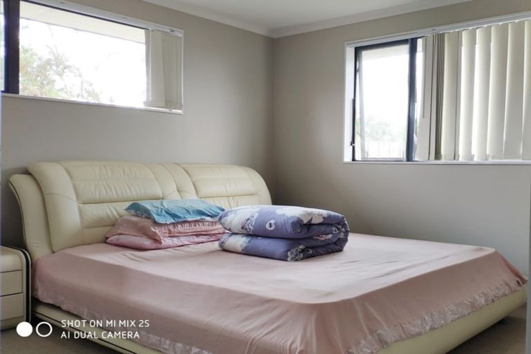 Photo of property in 16 Misty Valley Drive, Henderson, Auckland, 0612