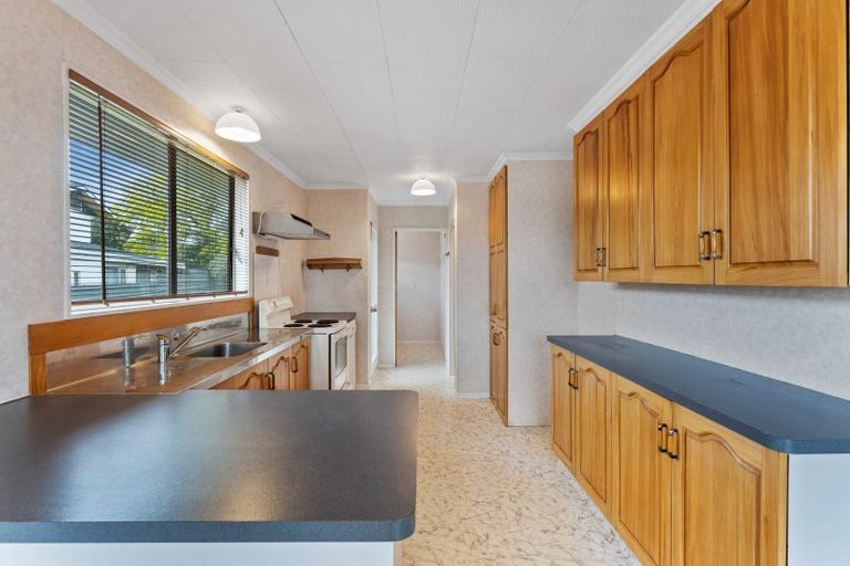 Photo of property in 10 Meadowbrook Drive, Cloverlea, Palmerston North, 4412