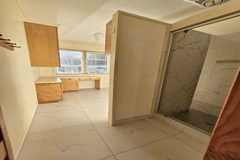 Photo of property in 26 Coniston Avenue, Te Atatu South, Auckland, 0610