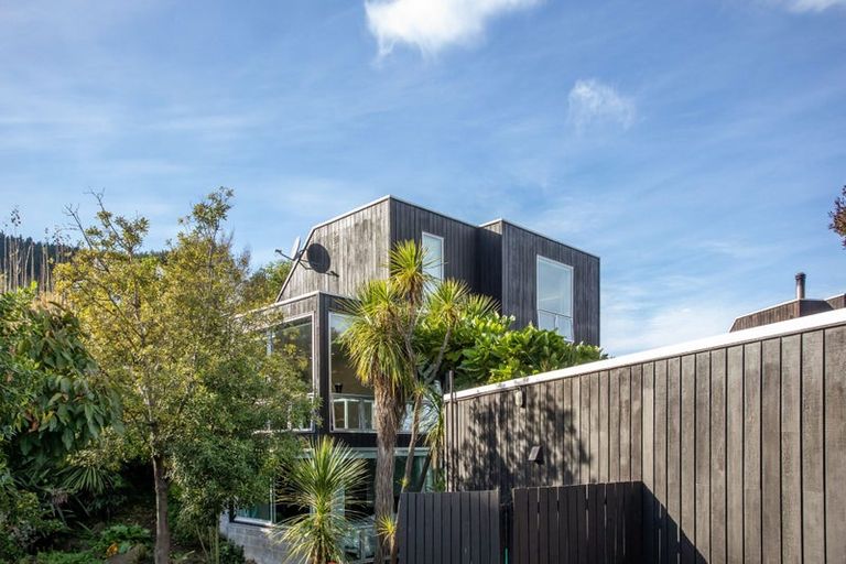 Photo of property in 25a Bayview Place, Cass Bay, Lyttelton, 8082