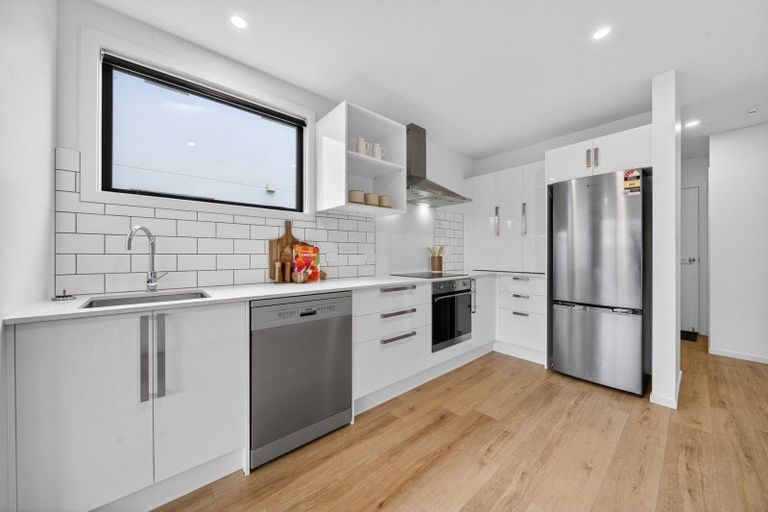 Photo of property in 3/20 Ballinger Place, Carterton, 5713