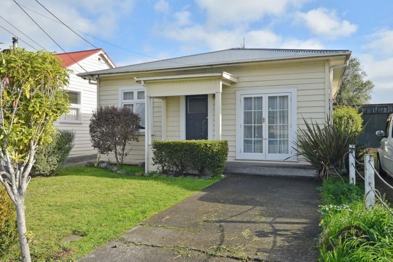 Photo of property in 55 Albert Street, Masterton, 5810