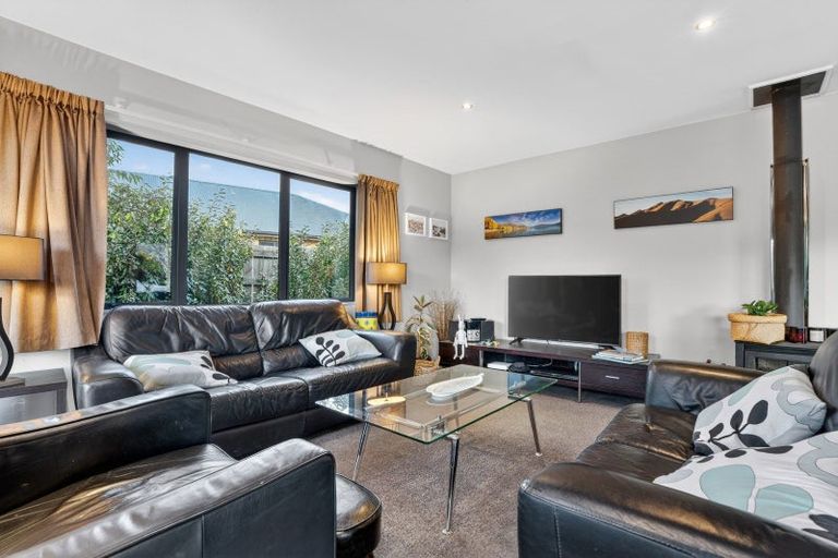 Photo of property in 7 Perrow Street, Wanaka, 9305