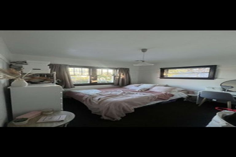 Photo of property in 216 Riccarton Road, Riccarton, Christchurch, 8041