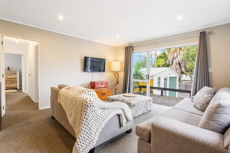 Photo of property in 163 Don Buck Road, Massey, Auckland, 0614