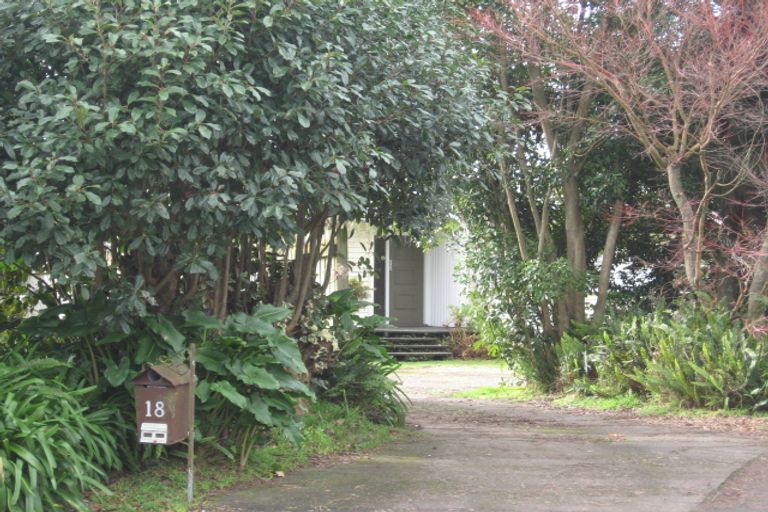 Photo of property in 18 Pryce Place, Silverdale, Hamilton, 3216