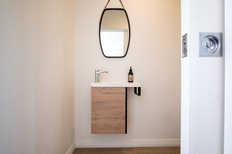 Photo of property in 82b Meeanee Quay, Westshore, Napier, 4110