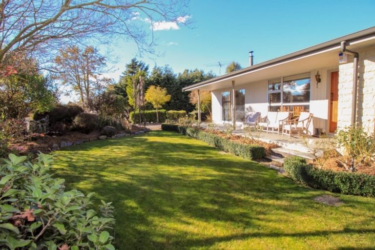 Photo of property in 21 Torlesse Crescent, Darfield, 7510