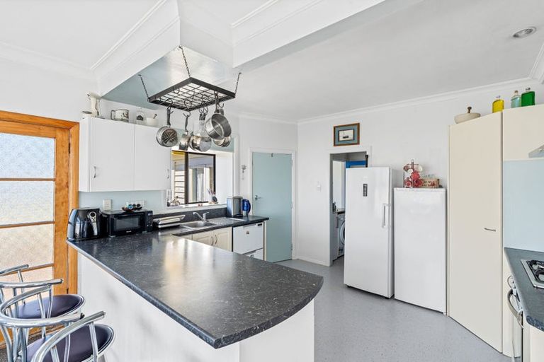 Photo of property in 16 Edinburgh Street, Levin, 5510