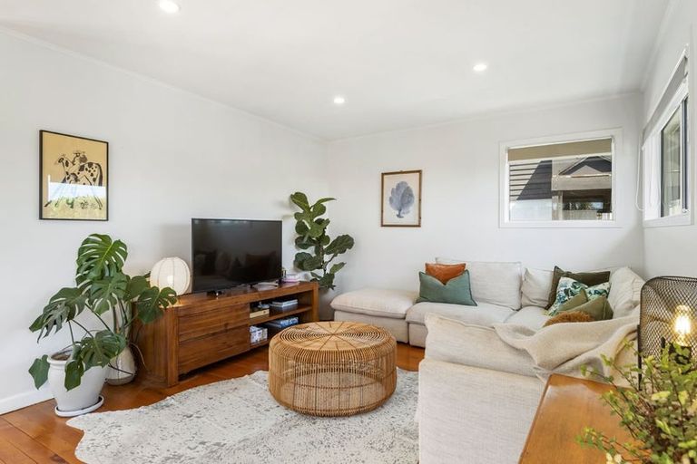 Photo of property in 1/30 Sunrise Avenue, Mairangi Bay, Auckland, 0630