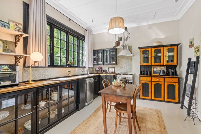 Photo of property in 12 Lismore Street, Lawrence, 9532