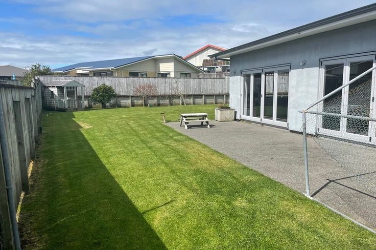 Photo of property in 48 Penrod Drive, Bell Block, New Plymouth, 4312