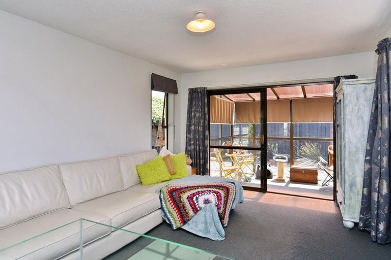 Photo of property in 2/3 Flaxwood Lane, Waltham, Christchurch, 8023