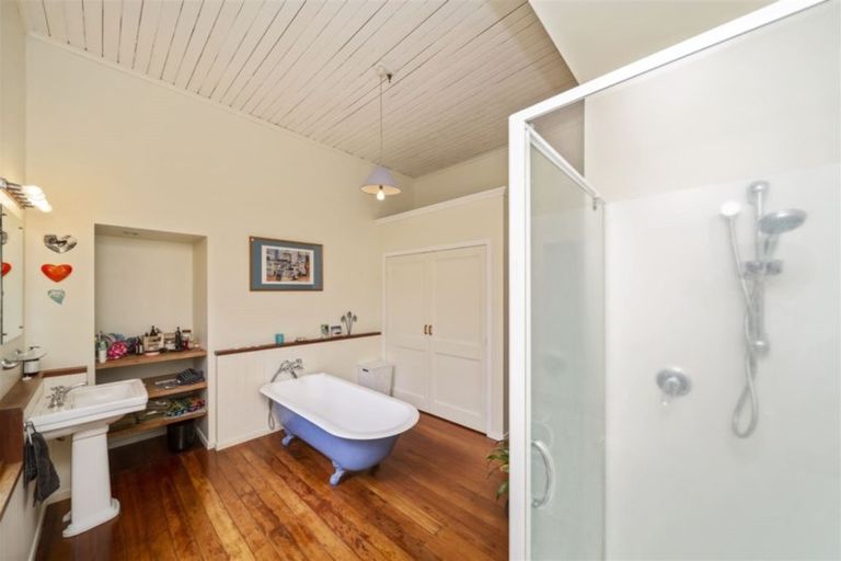 Photo of property in 10 Regent Street, Hawera, 4610