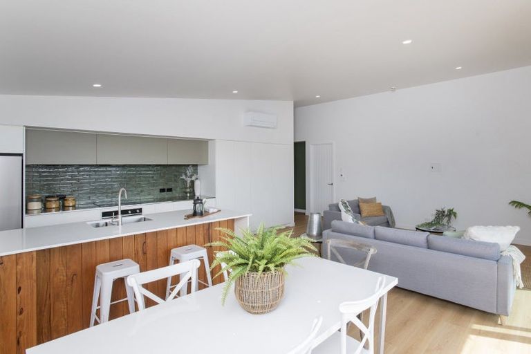 Photo of property in 38 Mangamoteo Street, Lytton West, 4071