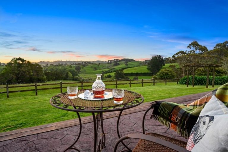 Photo of property in 221 Brookby Road, Brookby, Manurewa, 2576