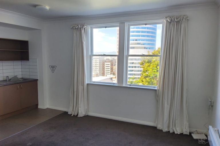 Photo of property in 221c The Terrace, Wellington Central, Wellington, 6011