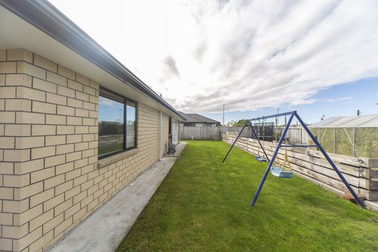 Photo of property in 67 Balrickard Way, Milson, Palmerston North, 4414