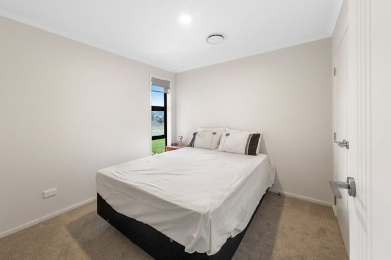 Photo of property in 29 Lippiatt Crescent, Pokeno, 2402