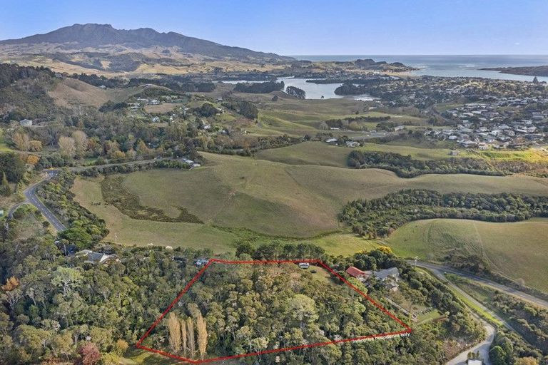 Photo of property in 32 Greenslade Road, Raglan, 3295