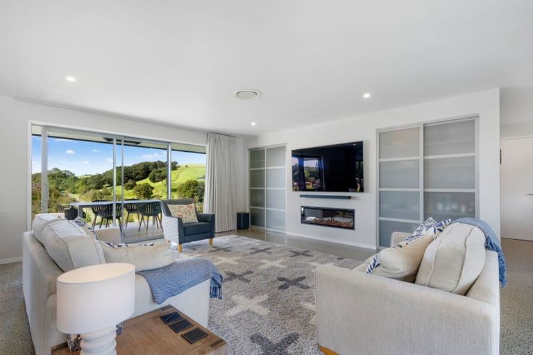 Photo of property in 53 Robert Hastie Drive, Mangawhai, 0573