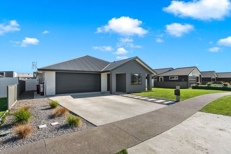 Photo of property in 7 Barracks Avenue, Solway, Masterton, 5810