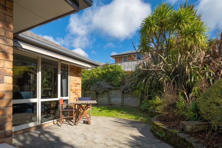 Photo of property in 2 Whitby Close, Waikawa, Picton, 7220