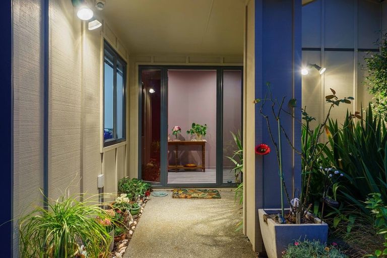 Photo of property in 148 Field Way, Waikanae Beach, Waikanae, 5036