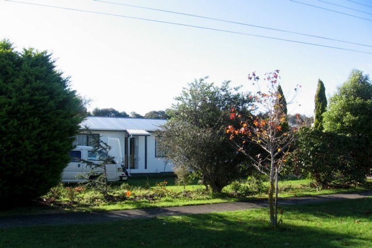 Photo of property in 75 Hewitts Road, Linton, Palmerston North, 4472