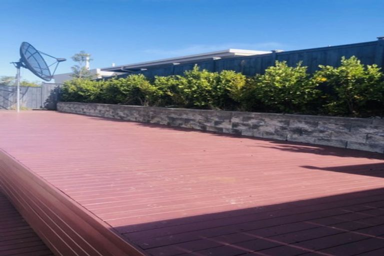 Photo of property in 66 Caldera Drive, Long Bay, Auckland, 0630