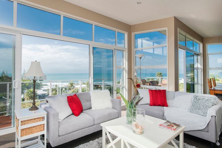 Photo of property in 30 Sirrah Street, Okitu, Gisborne, 4010