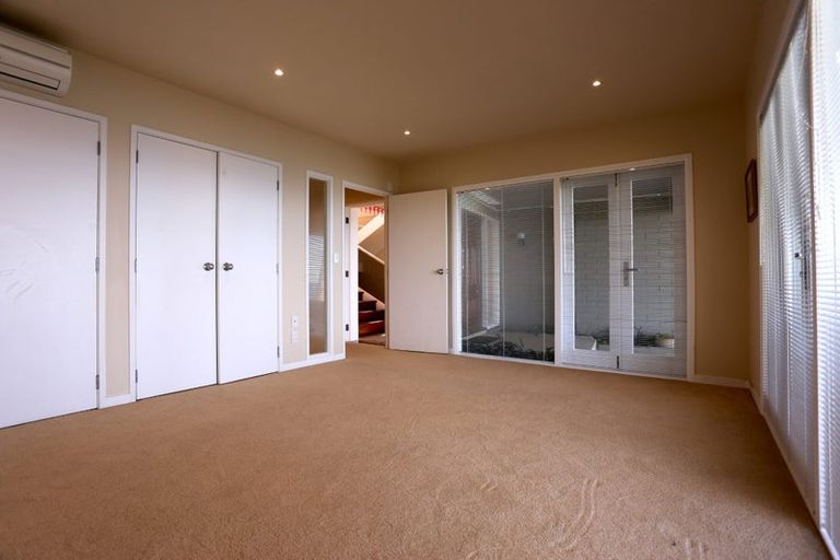 Photo of property in 77 Cliff Road, Torbay, Auckland, 0630