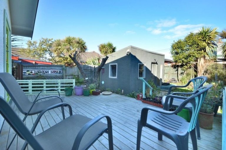 Photo of property in 15 Cashel Street, South Dunedin, Dunedin, 9012