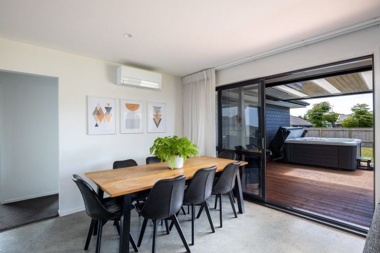 Photo of property in 15 Longstaff Drive, Bell Block, New Plymouth, 4312