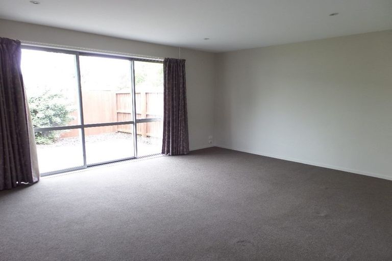 Photo of property in 492b Gloucester Street, Linwood, Christchurch, 8011