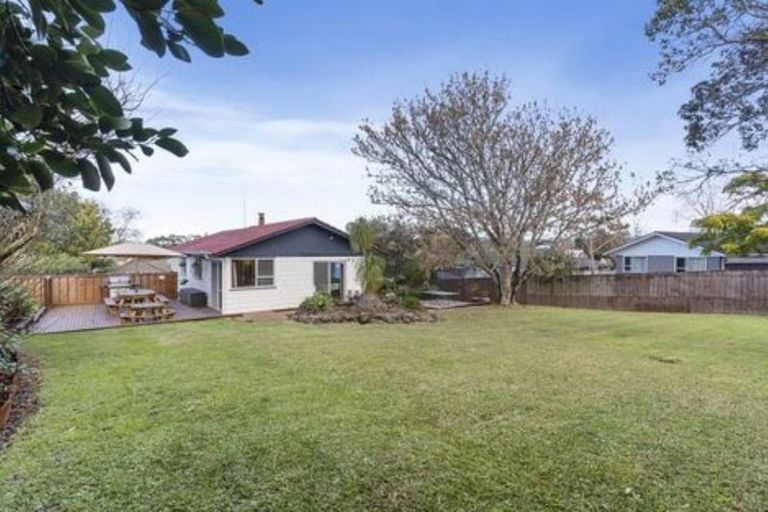 Photo of property in 20 Newham Place, Henderson, Auckland, 0612