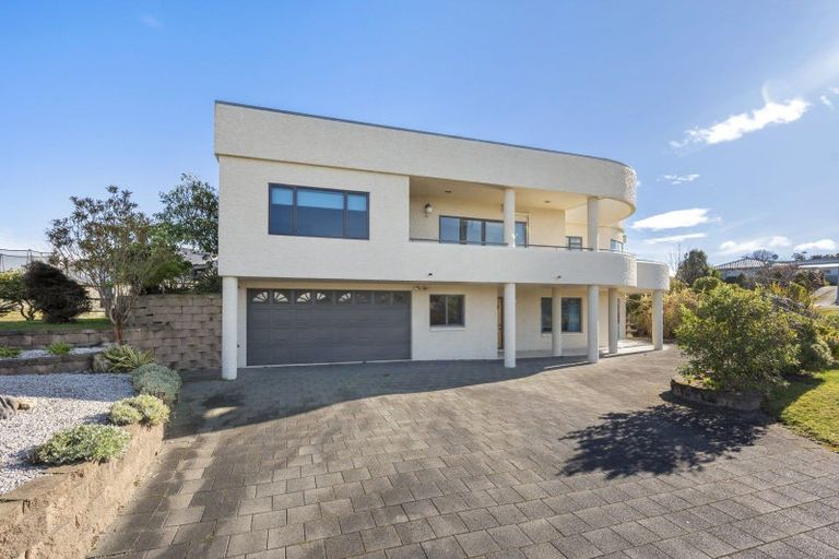 Photo of property in 12 Takawai Place, Nukuhau, Taupo, 3330