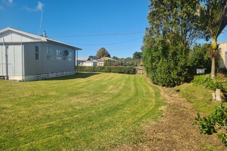 Photo of property in 3 King Street, Opunake, 4616