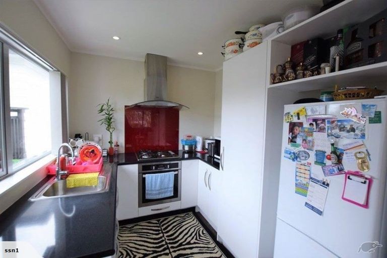 Photo of property in 297 Triangle Road, Massey, Auckland, 0614