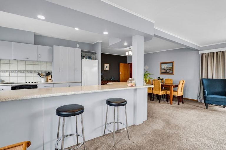 Photo of property in 28 Maire Street, Hawera, 4610