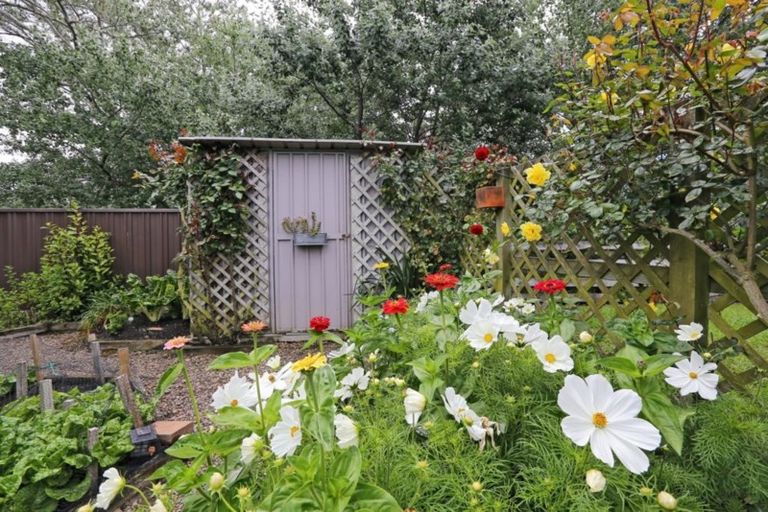 Photo of property in 18 Airini Road, Waimarama, Havelock North, 4294