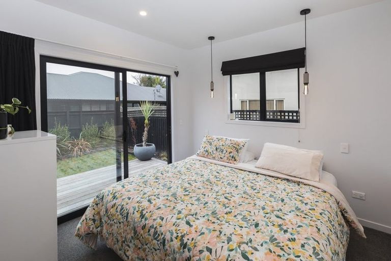 Photo of property in 658b Barbadoes Street, Edgeware, Christchurch, 8013