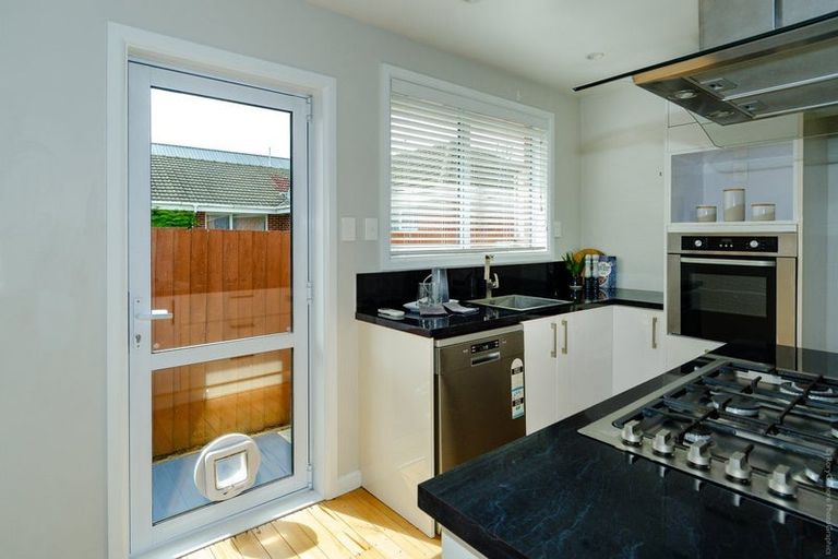 Photo of property in 3/29 Heywood Terrace, Richmond, Christchurch, 8013