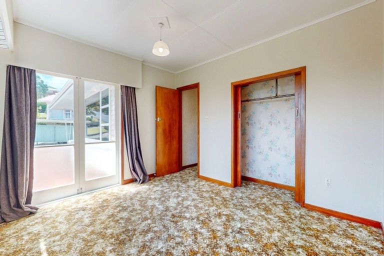 Photo of property in 134 Brunton Crescent, Thames, 3500