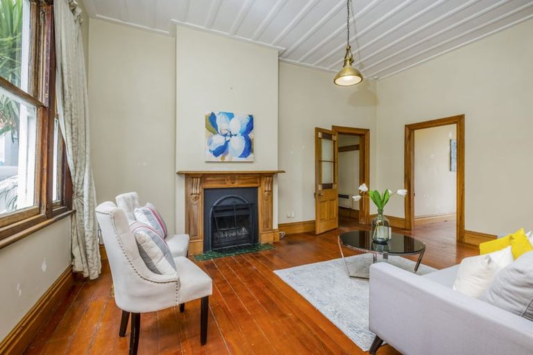 Photo of property in 5 Aitken Terrace, Kingsland, Auckland, 1021