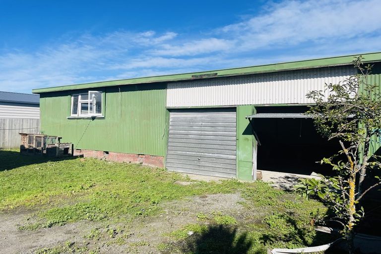 Photo of property in 50a Coopers Road, Dallington, Christchurch, 8061